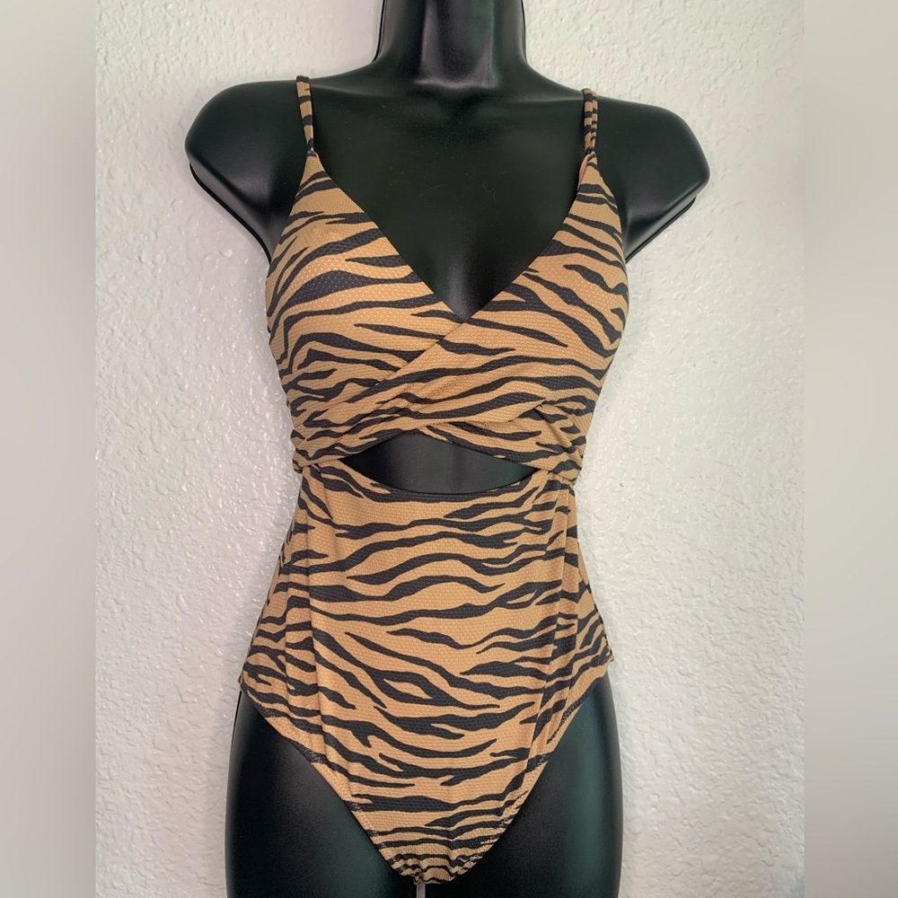 Tiger print Aerie wrap bathing suit -Size S